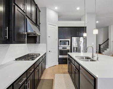 4131 Dewberry Lane - Photo Thumbnail 18