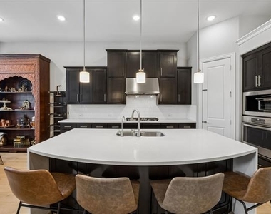 4131 Dewberry Lane - Photo Thumbnail 16