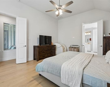 4131 Dewberry Lane - Photo Thumbnail 24