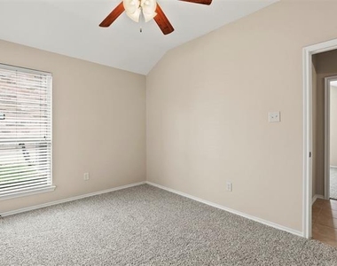 1703 Twin Hills Way - Photo Thumbnail 20