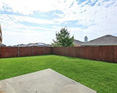 1703 Twin Hills Way - Photo Thumbnail 24