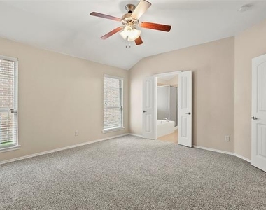 1703 Twin Hills Way - Photo Thumbnail 11