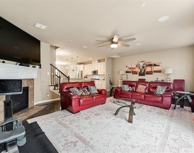 3895 Asbury Lane - Photo Thumbnail 2