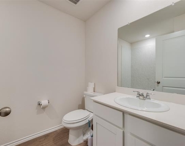 3407 Rendezvous Way - Photo Thumbnail 10