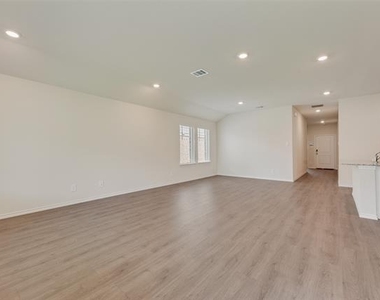 3407 Rendezvous Way - Photo Thumbnail 5