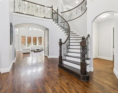 6616 Mountain Sky Road - Photo Thumbnail 2