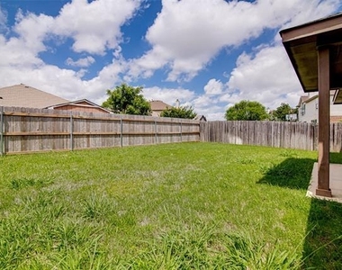 2517 Carolina Drive - Photo Thumbnail 32