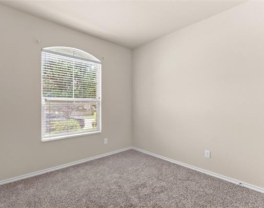 2517 Carolina Drive - Photo Thumbnail 27