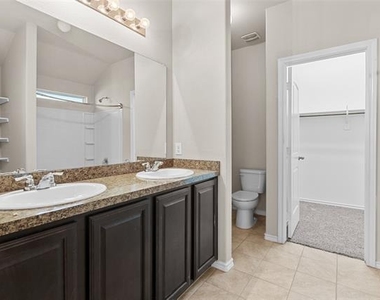 2517 Carolina Drive - Photo Thumbnail 19