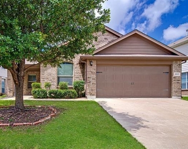 2517 Carolina Drive - Photo Thumbnail 1