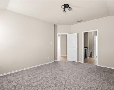 2517 Carolina Drive - Photo Thumbnail 18