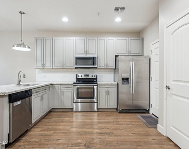 1406 W Main Street - Photo Thumbnail 6
