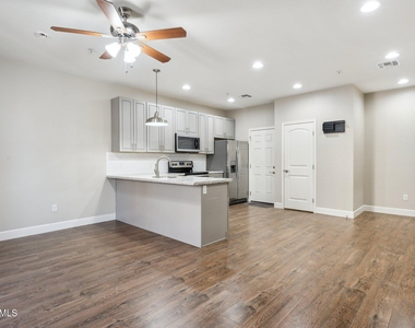 1406 W Main Street - Photo Thumbnail 3