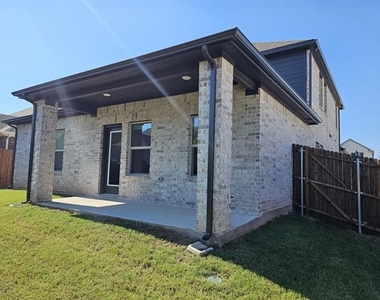 1301 Corkwood Drive - Photo Thumbnail 12