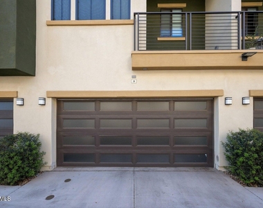4236 N 27th Street - Photo Thumbnail 4
