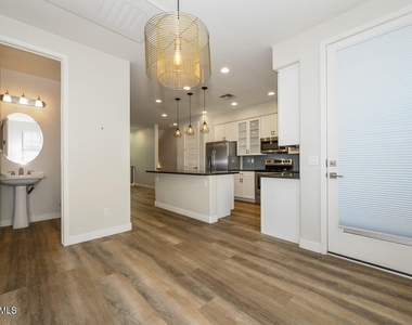 4236 N 27th Street - Photo Thumbnail 16