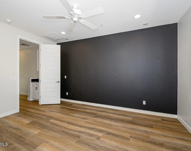4236 N 27th Street - Photo Thumbnail 25