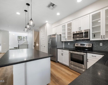 4236 N 27th Street - Photo Thumbnail 20