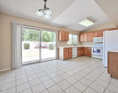 6830 E Paradise Lane - Photo Thumbnail 6