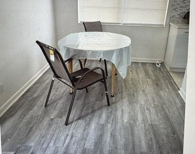 145 Northampton - Photo Thumbnail 4