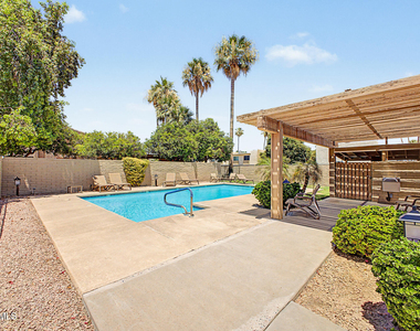 4525 N 66th Street - Photo Thumbnail 31