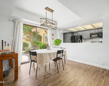 4525 N 66th Street - Photo Thumbnail 5