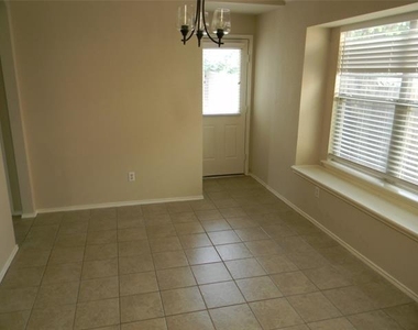 11929 Porcupine Drive - Photo Thumbnail 7