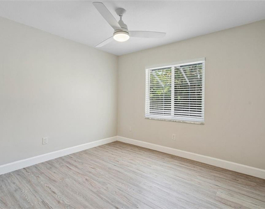 10884 Gantry Street - Photo Thumbnail 19