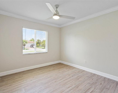 10884 Gantry Street - Photo Thumbnail 18