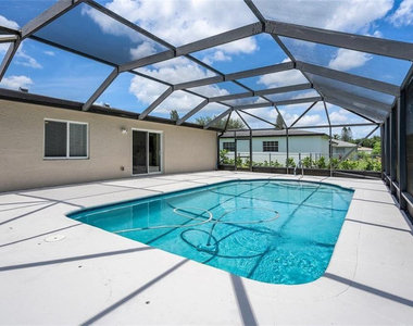 10884 Gantry Street - Photo Thumbnail 22