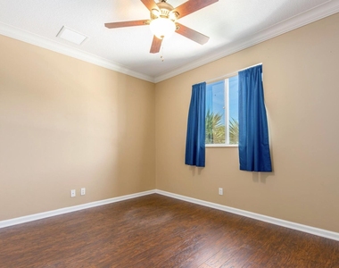 1088 Grove Park Circle - Photo Thumbnail 20
