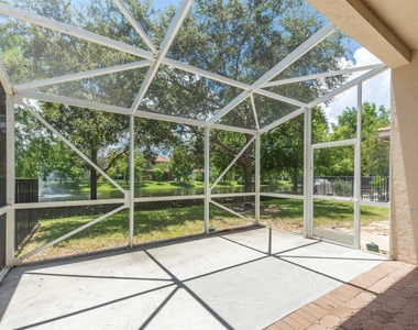 1088 Grove Park Circle - Photo Thumbnail 26