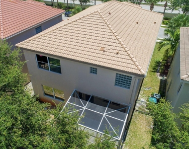 1088 Grove Park Circle - Photo Thumbnail 3