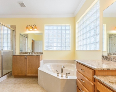 1088 Grove Park Circle - Photo Thumbnail 16