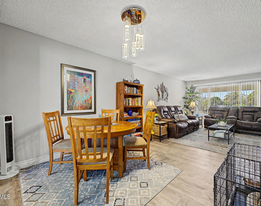 18407 N 132nd Avenue - Photo Thumbnail 9