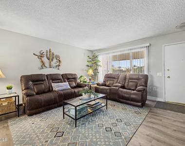 18407 N 132nd Avenue - Photo Thumbnail 7