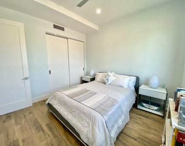 348 Balboa Street - Photo Thumbnail 36