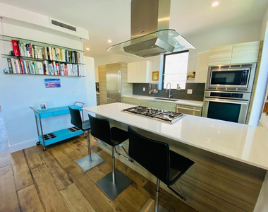 348 Balboa Street - Photo Thumbnail 60