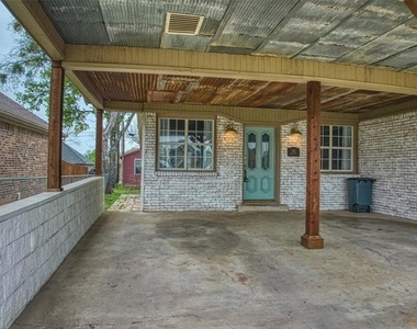 315 E Avenue F - Photo Thumbnail 2