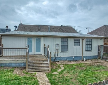 315 E Avenue F - Photo Thumbnail 28