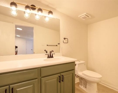 315 E Avenue F - Photo Thumbnail 25