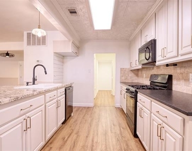 315 E Avenue F - Photo Thumbnail 19