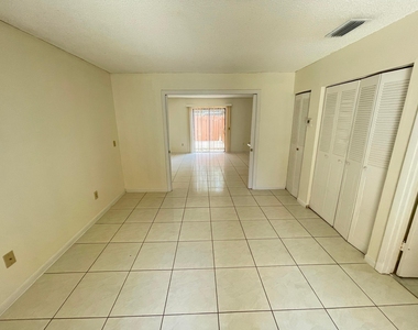 1852 My Place - Photo Thumbnail 5