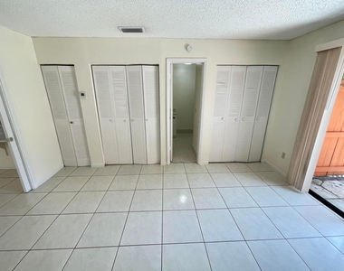 1852 My Place - Photo Thumbnail 6