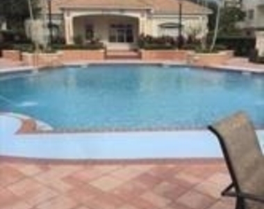 9905 Baywinds Boulevard - Photo Thumbnail 5