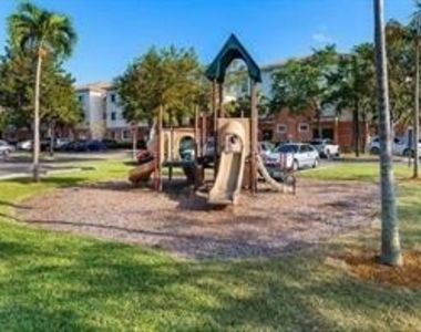 9905 Baywinds Boulevard - Photo Thumbnail 2
