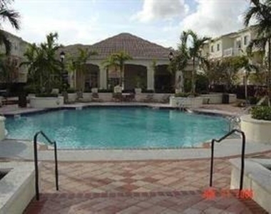 9905 Baywinds Boulevard - Photo Thumbnail 6
