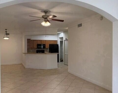 9905 Baywinds Boulevard - Photo Thumbnail 10