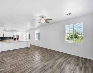 1632 E Lowell Avenue - Photo Thumbnail 7