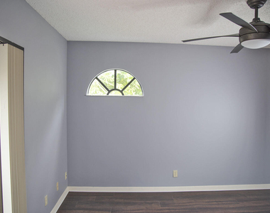 3935 Village Drive - Photo Thumbnail 10